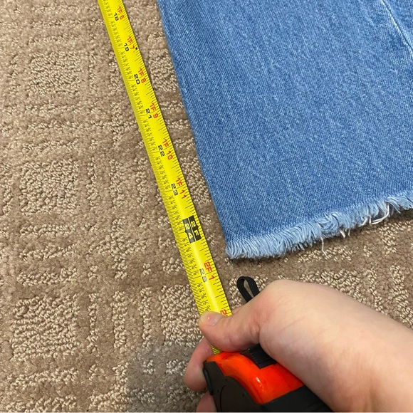 {Levi's} Wedgie Straight Fit Cropped Jeans ~ Size 24 - Picture 15 of 16